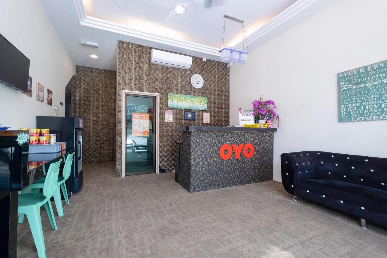 Oyo 89981 Nyamanya Hotel Kuantan Eksteriør bilde