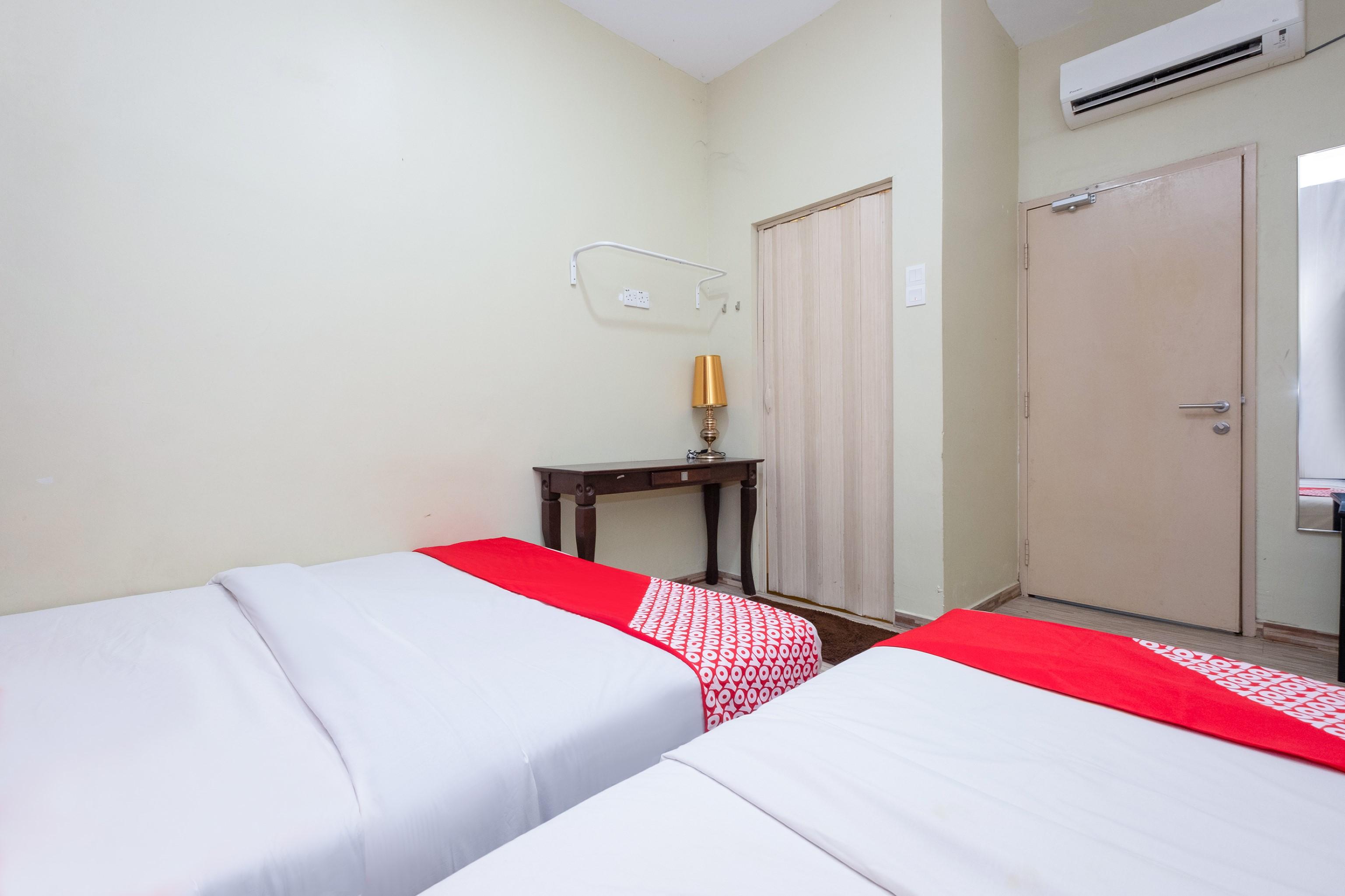 Oyo 89981 Nyamanya Hotel Kuantan Eksteriør bilde